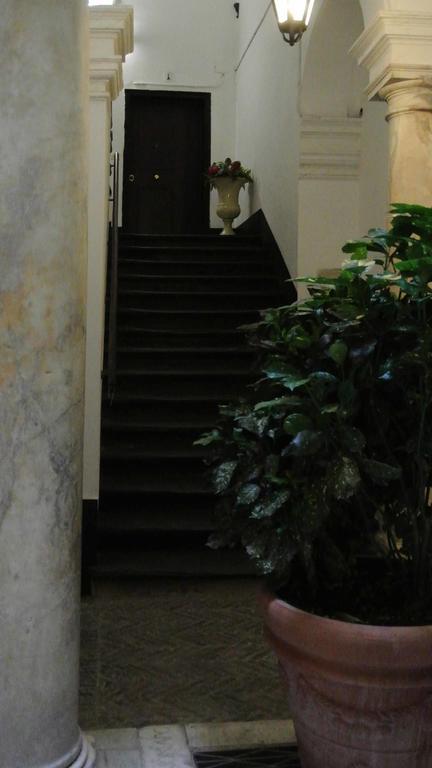 Palazzo Zecchino B&B Genoa Luaran gambar