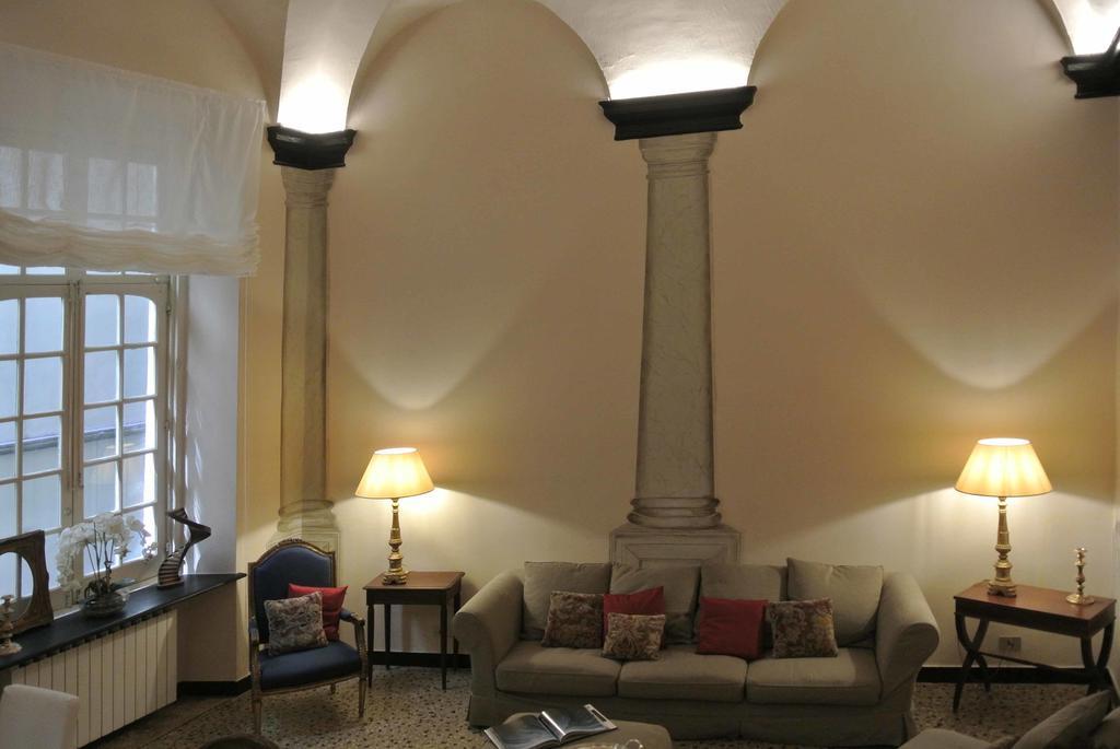 Palazzo Zecchino B&B Genoa Luaran gambar