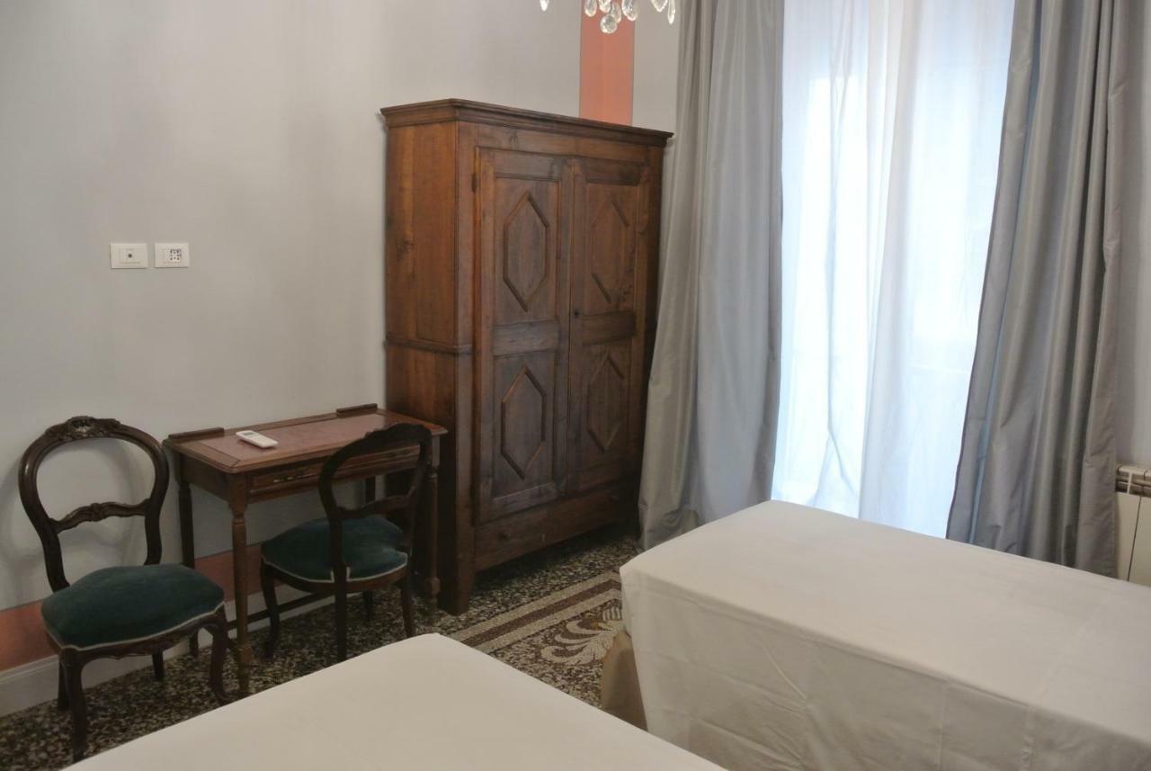 Palazzo Zecchino B&B Genoa Luaran gambar