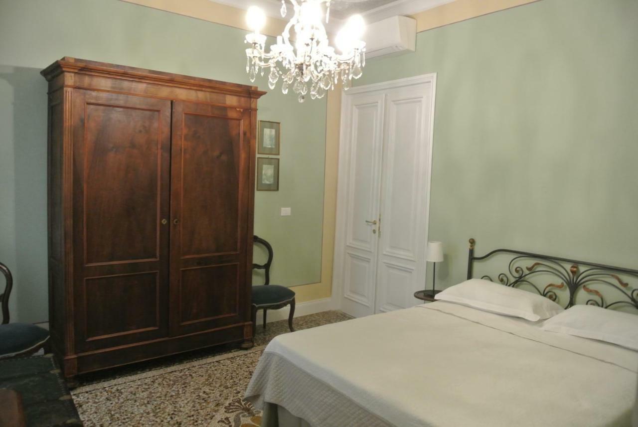 Palazzo Zecchino B&B Genoa Luaran gambar